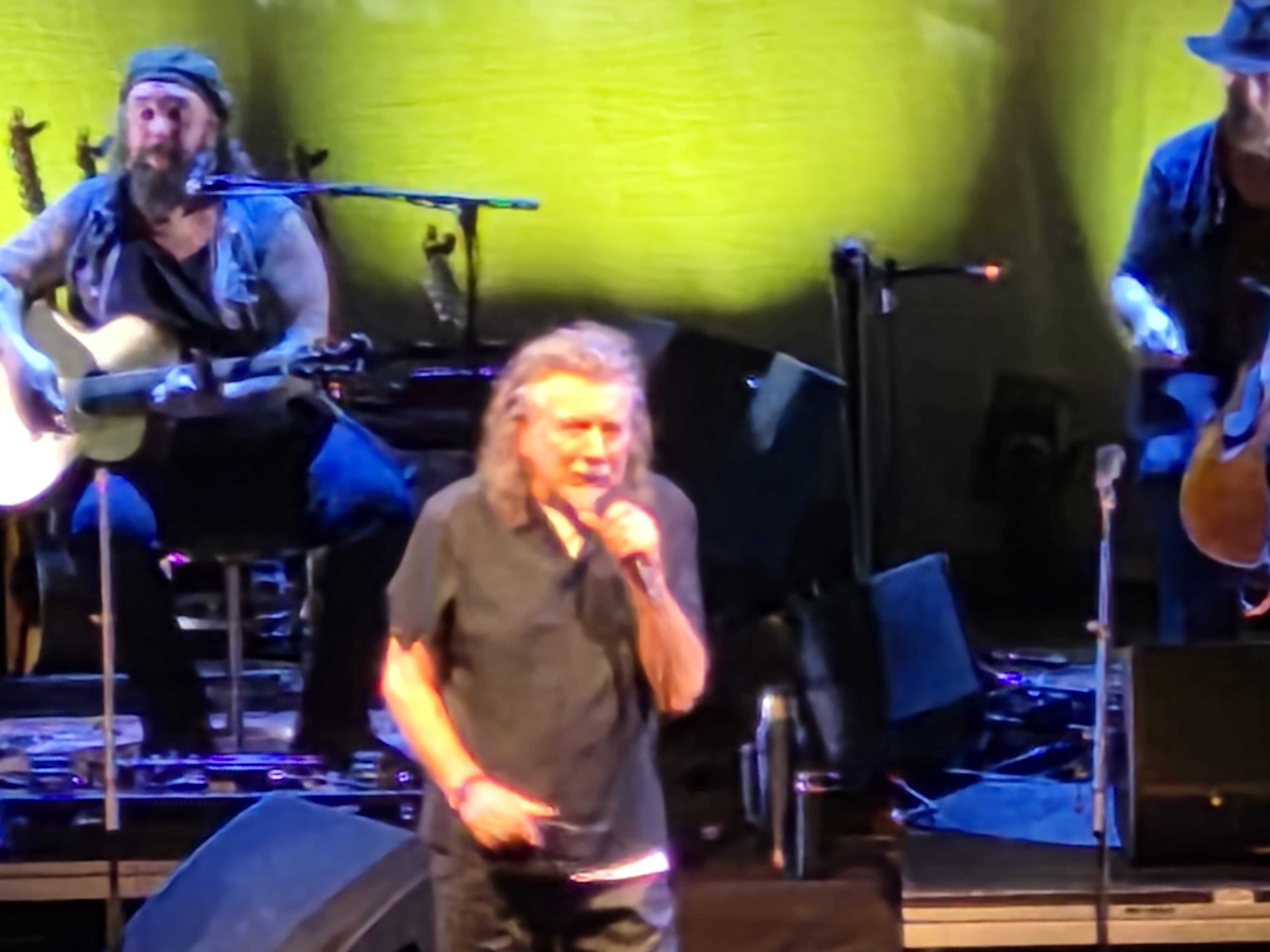 RobertPlantAndSavingGrace2025-11-15CaulkinsOperaHouseDenverCO (5).jpg